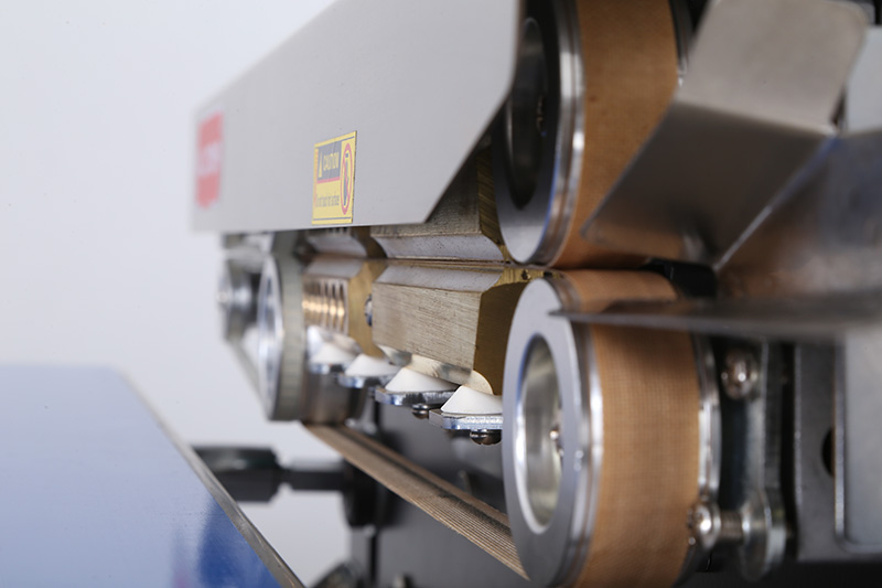 封口机传送带部分细节